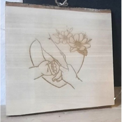 Gravure Mains fleurie maman...