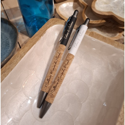 Stylet alu et liège gravé"...