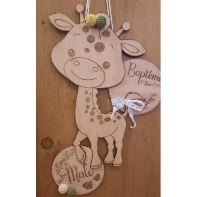 Grande Sophie la girafe en bois personnalisée avec gravure prénom et date de naissance pour bébé